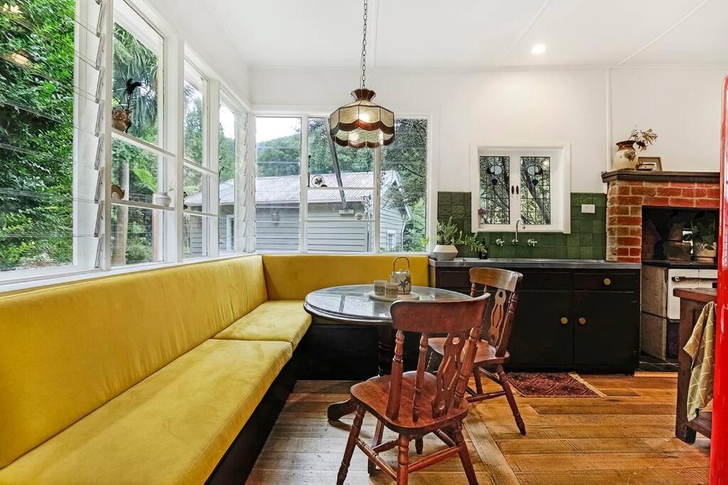 Harrys House Warburton - Peaceful Riverside Cottage In The Perfect Location Екстериор снимка