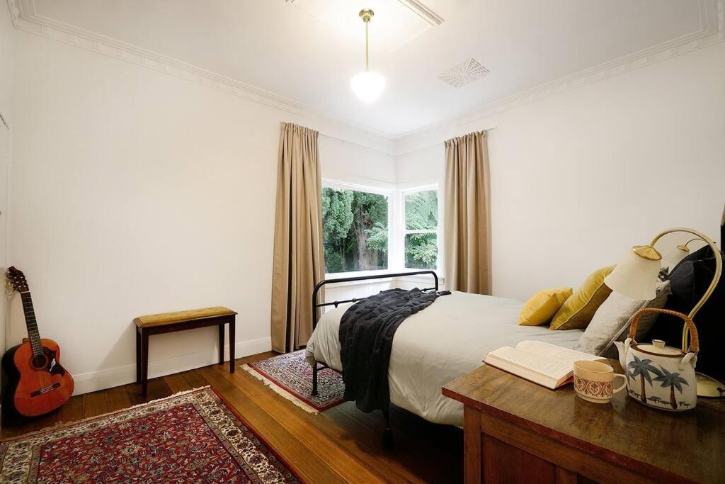 Harrys House Warburton - Peaceful Riverside Cottage In The Perfect Location Екстериор снимка