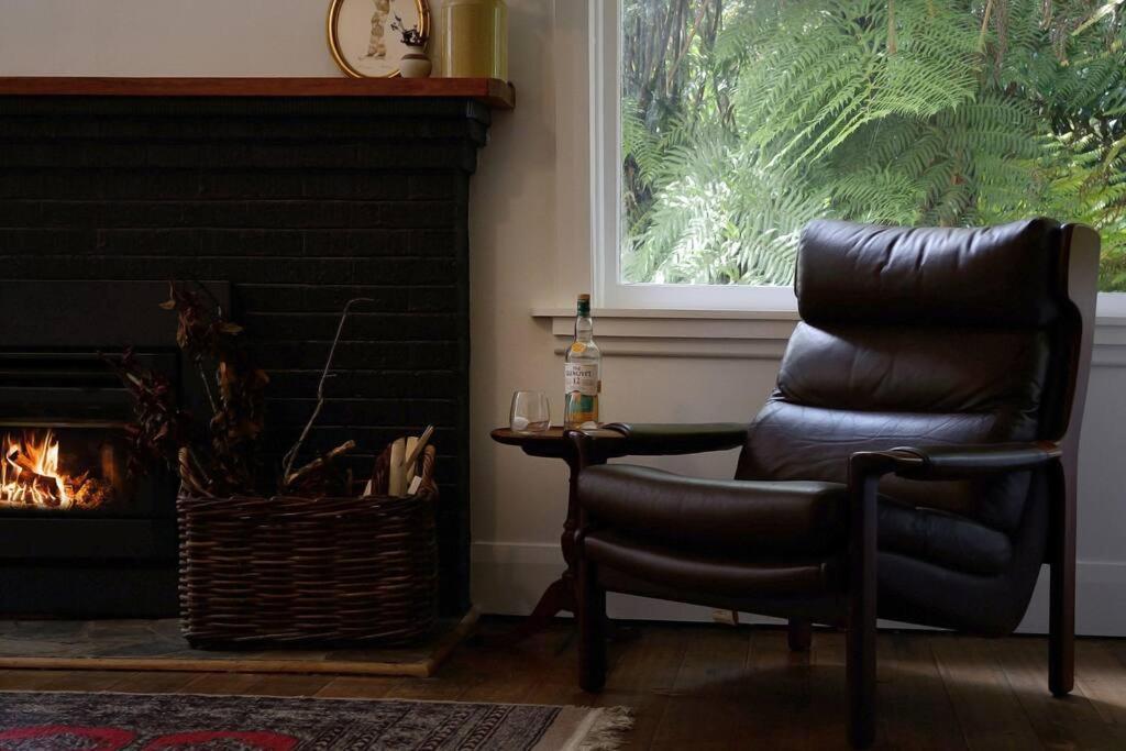 Harrys House Warburton - Peaceful Riverside Cottage In The Perfect Location Екстериор снимка