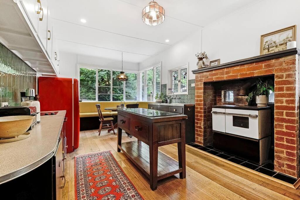 Harrys House Warburton - Peaceful Riverside Cottage In The Perfect Location Екстериор снимка